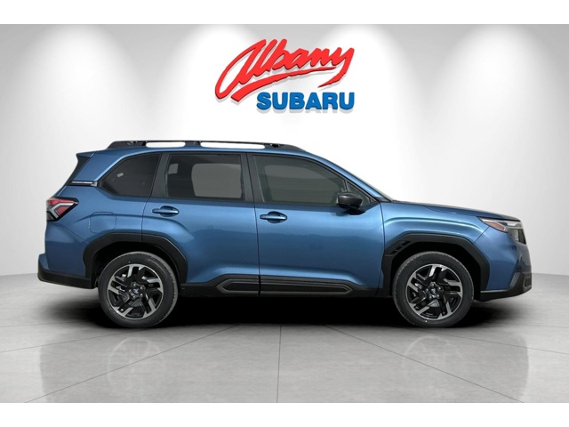 2025 Subaru Forester Limited photo 2