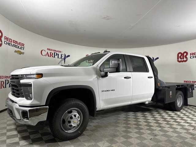 2025 Chevrolet Silverado 3500HD Work Truck photo 3
