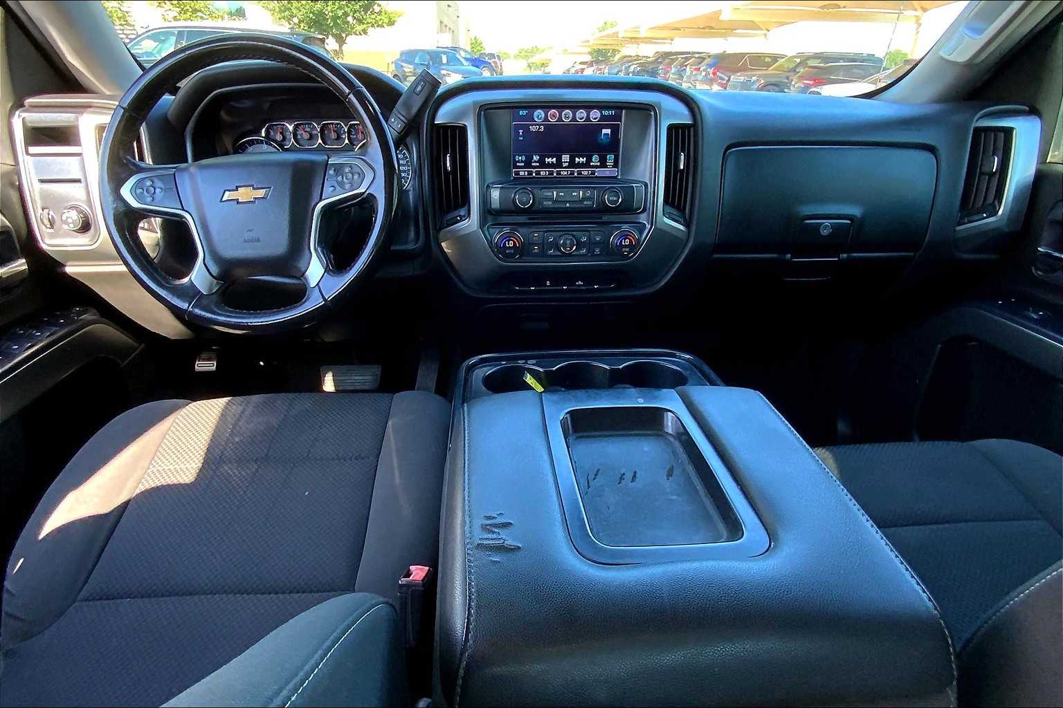 2018 Chevrolet Silverado 1500 LT photo 11