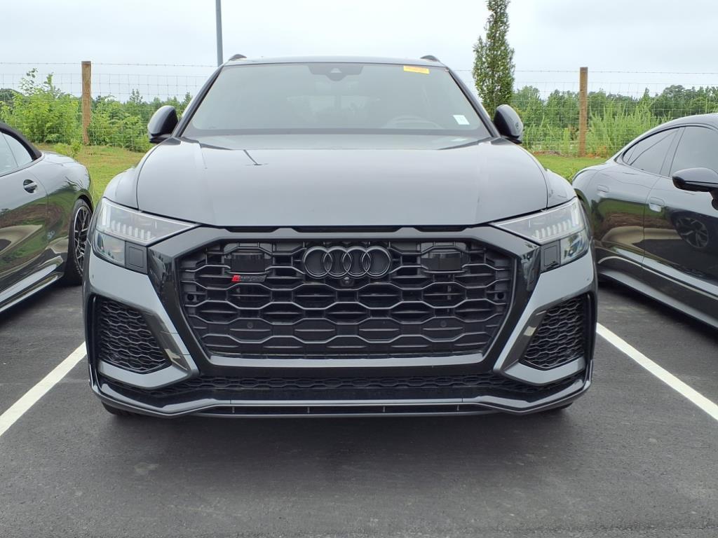 2022 Audi RS Q8 photo 2