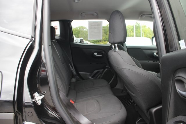 2020 Jeep Renegade Latitude photo 27