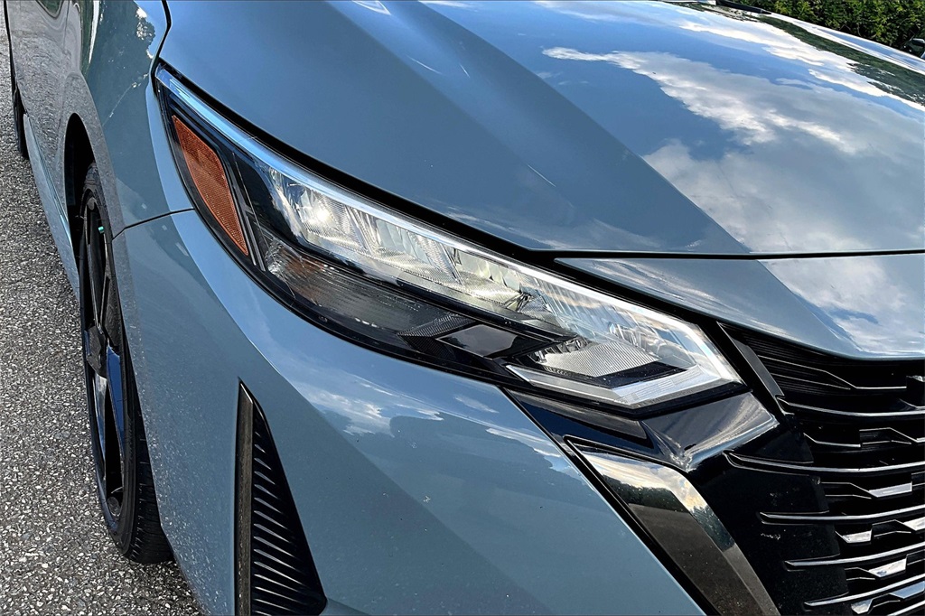 2024 Nissan Sentra SR photo 28