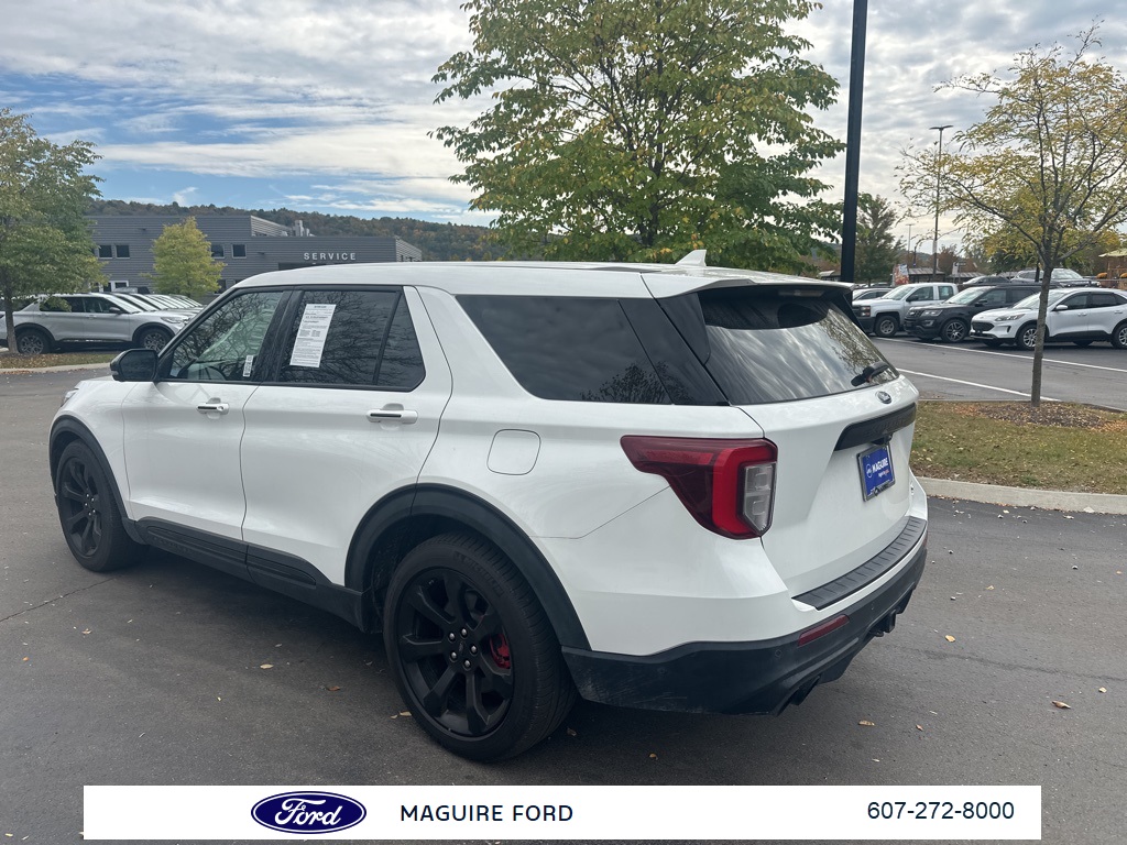 2021 Ford Explorer ST photo 6