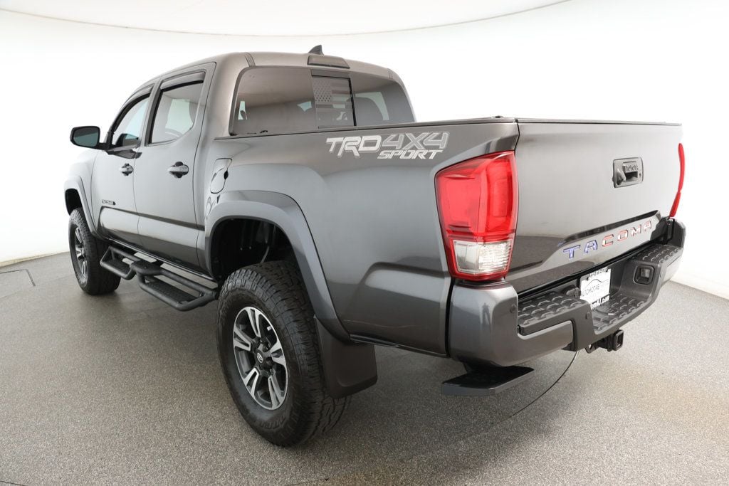 2017 Toyota Tacoma SR5 Sport TRD Pro photo 6