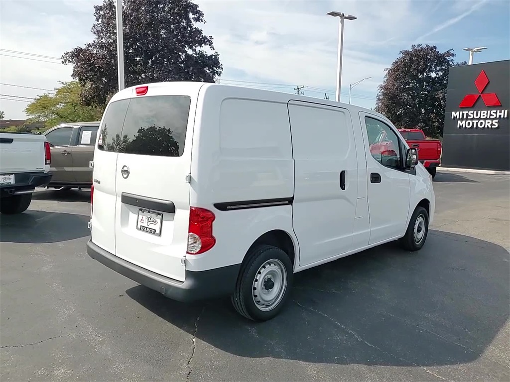 2021 Nissan NV200 S photo 9