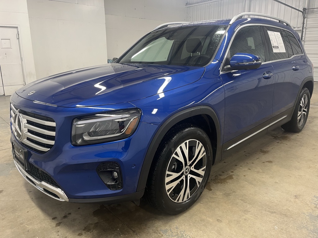 2025 Mercedes Benz GLB 250 photo 3