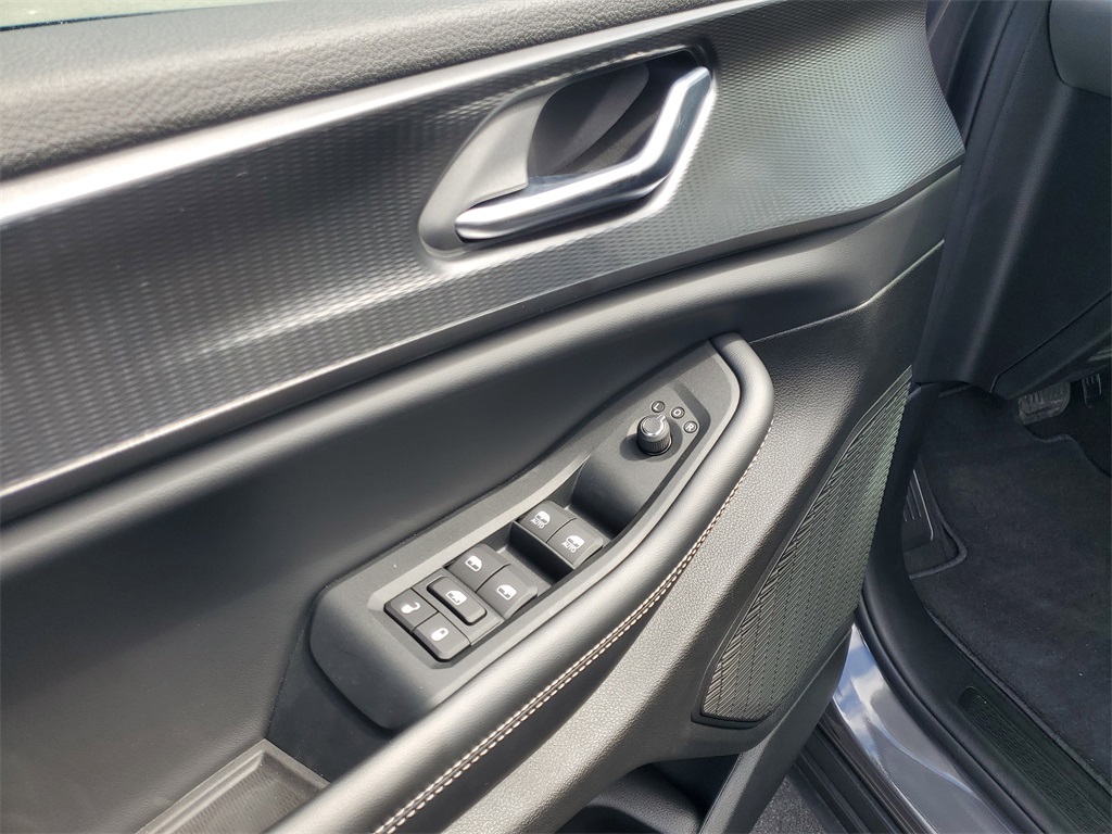 2025 Jeep Grand Cherokee Laredo X photo 6