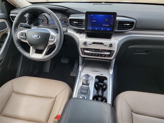 2023 Ford Explorer XLT photo 31