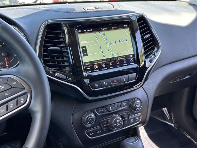 2019 Jeep Cherokee Limited photo 17