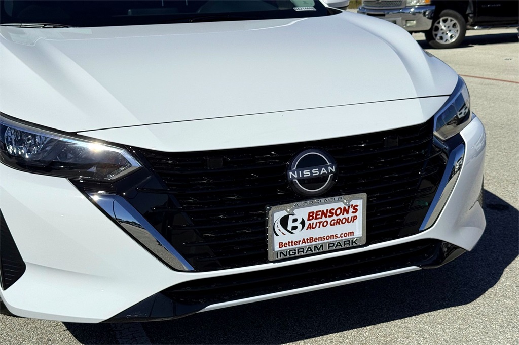 2025 Nissan Sentra S photo 2