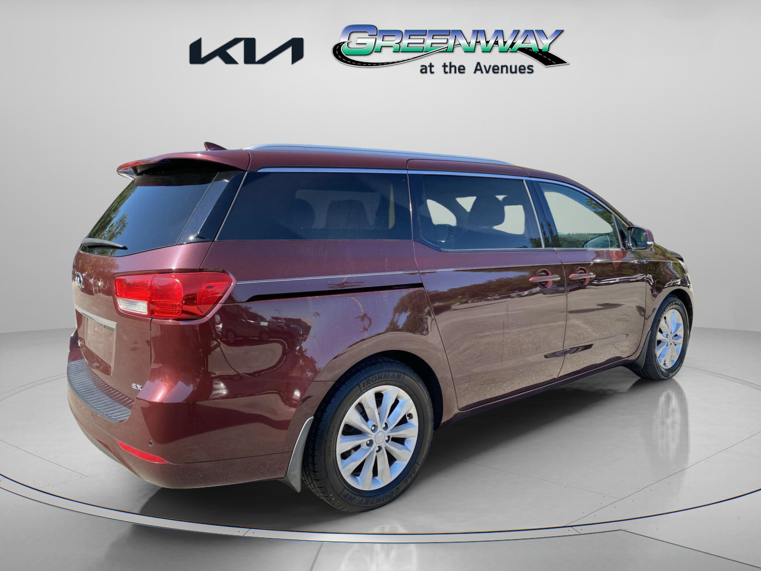 2018 Kia Sedona EX photo 4