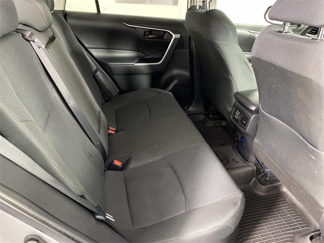 2024 Toyota RAV4 Hybrid LE photo 8