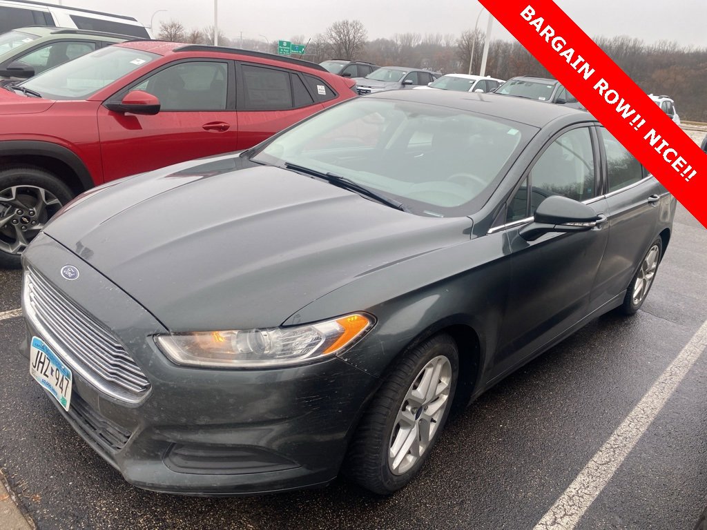 2015 Ford Fusion SE's photo