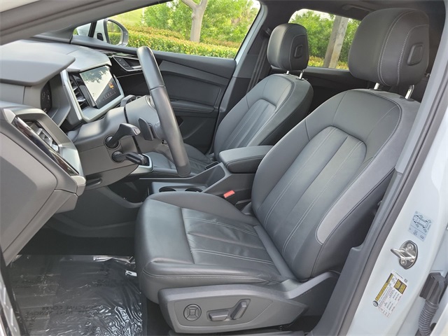2022 Audi Q4 E-tron Prestige photo 12