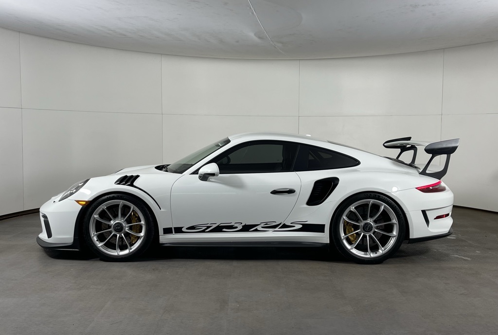 2019 Porsche 911 GT3 RS photo 2