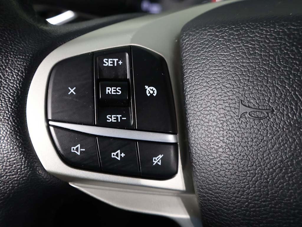 2021 Ford Explorer XLT photo 40