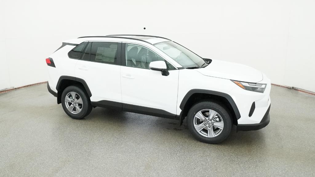 2025 Toyota RAV4 XLE photo 27