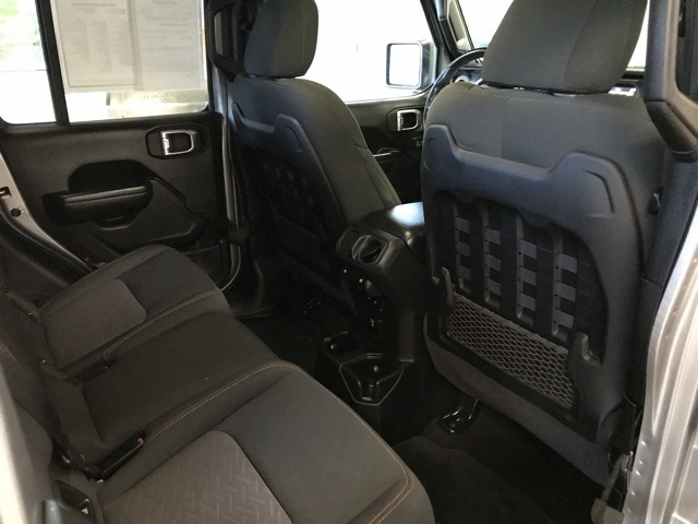 2021 Jeep Gladiator Mojave photo 11