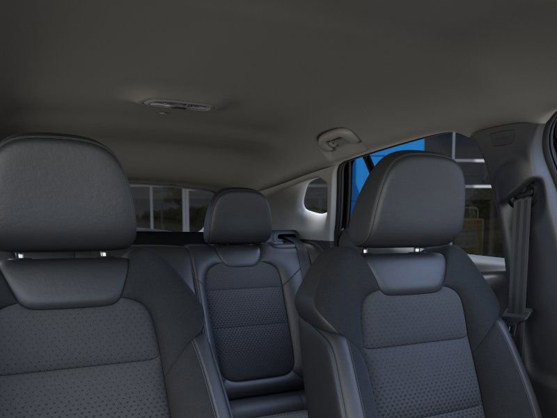 2025 Chevrolet Trax LT photo 22
