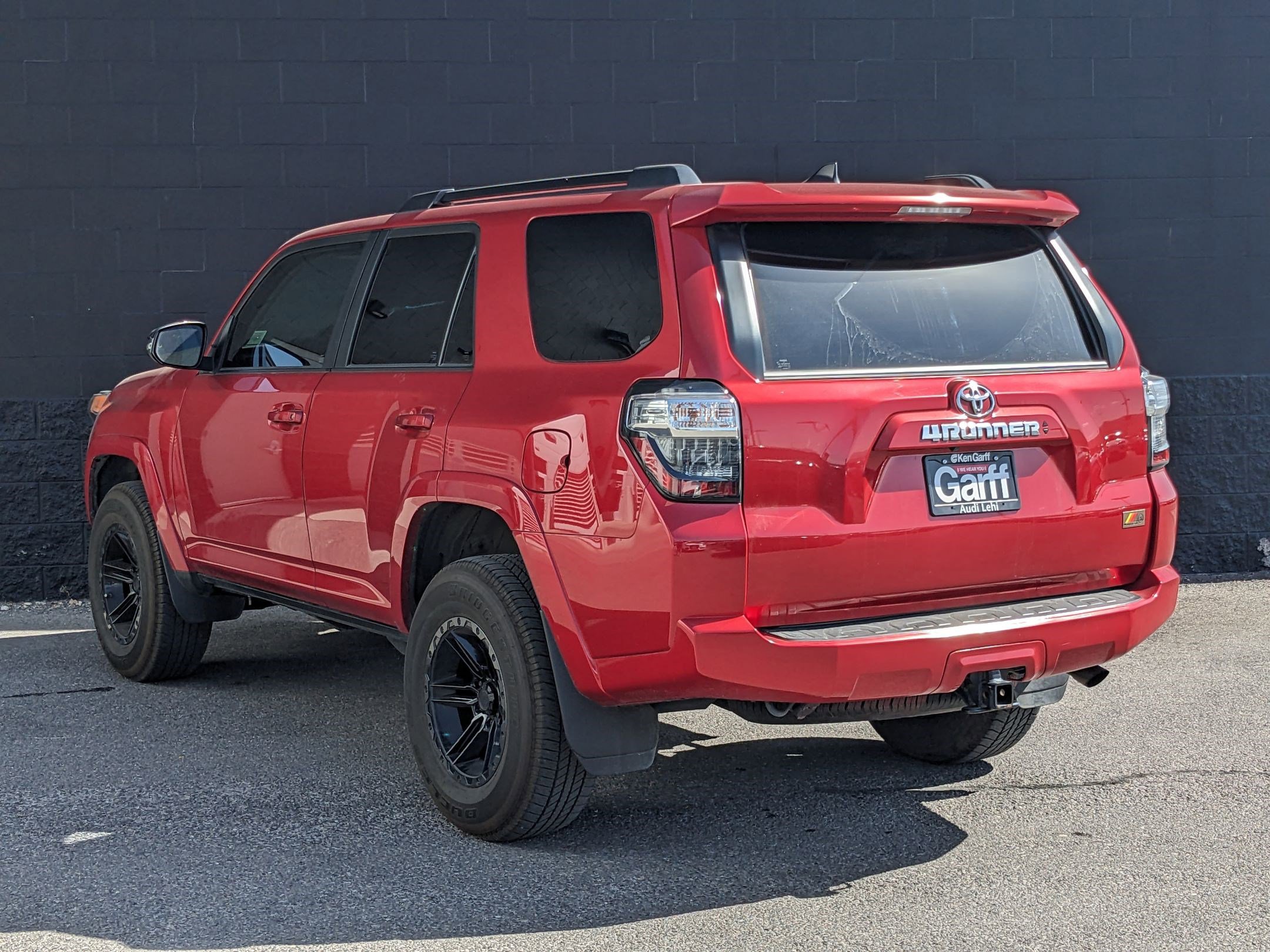 2023 Toyota 4Runner Special Edition Sport photo 3