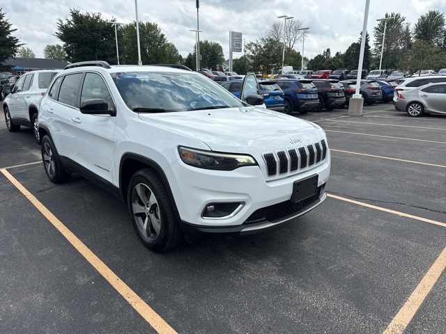 Used 2022 Jeep Cherokee Limited with VIN 1C4PJMDX9ND515251 for sale in Shakopee, Minnesota