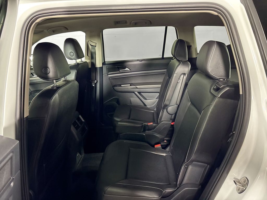 2021 Volkswagen Atlas SEL photo 21