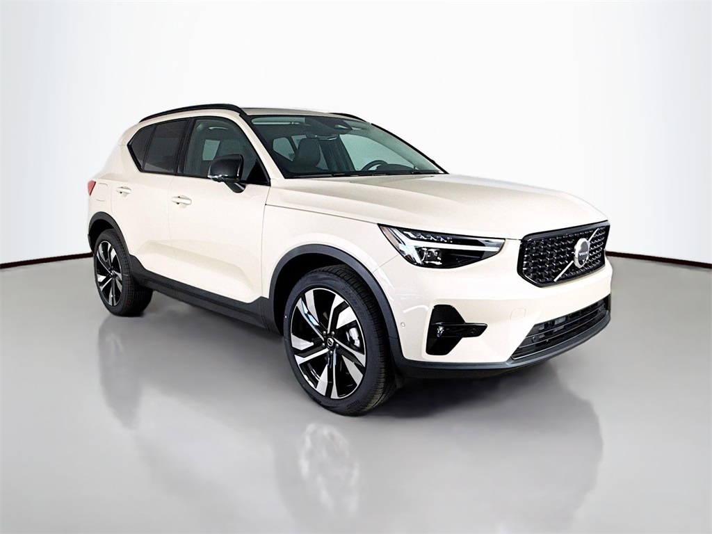 2026 Volvo XC40 Ultra's photo