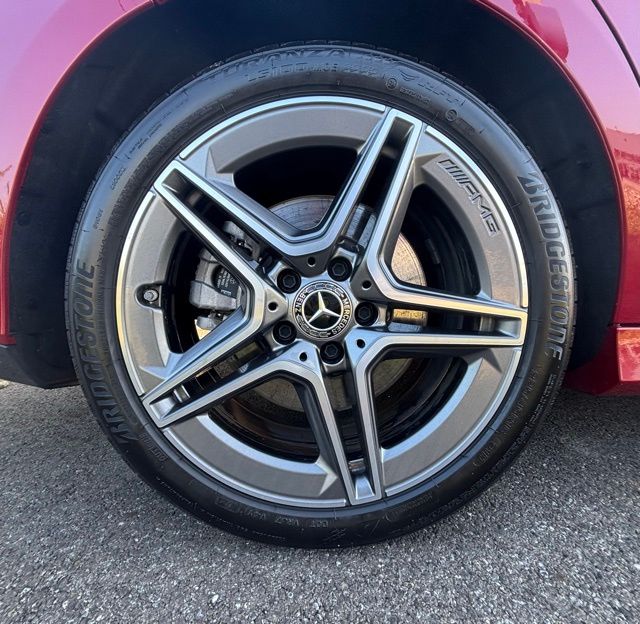 2022 Mercedes Benz CLA 250 4MATIC photo 11