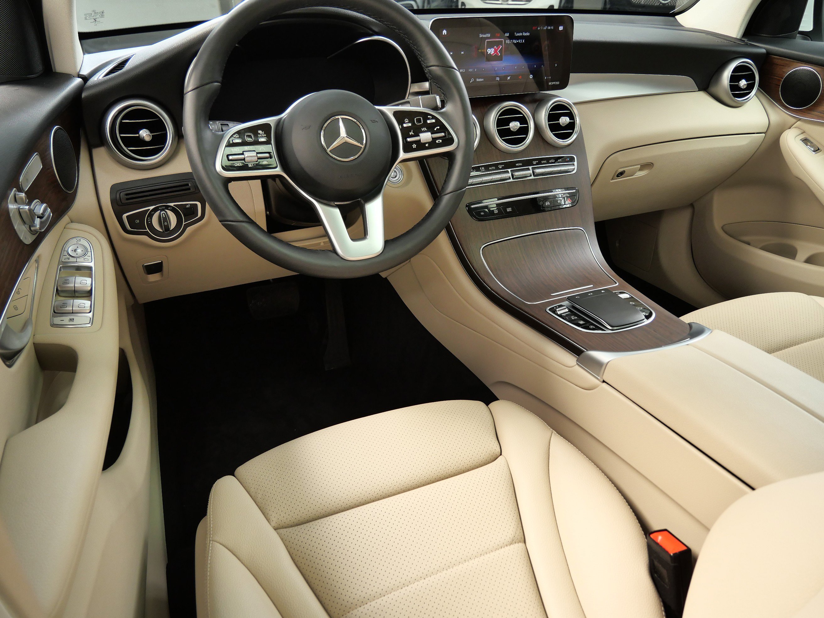 Certified 2022 Mercedes-Benz GLC GLC300 with VIN W1N0G8EB0NG061053 for sale in Minnetonka, Minnesota