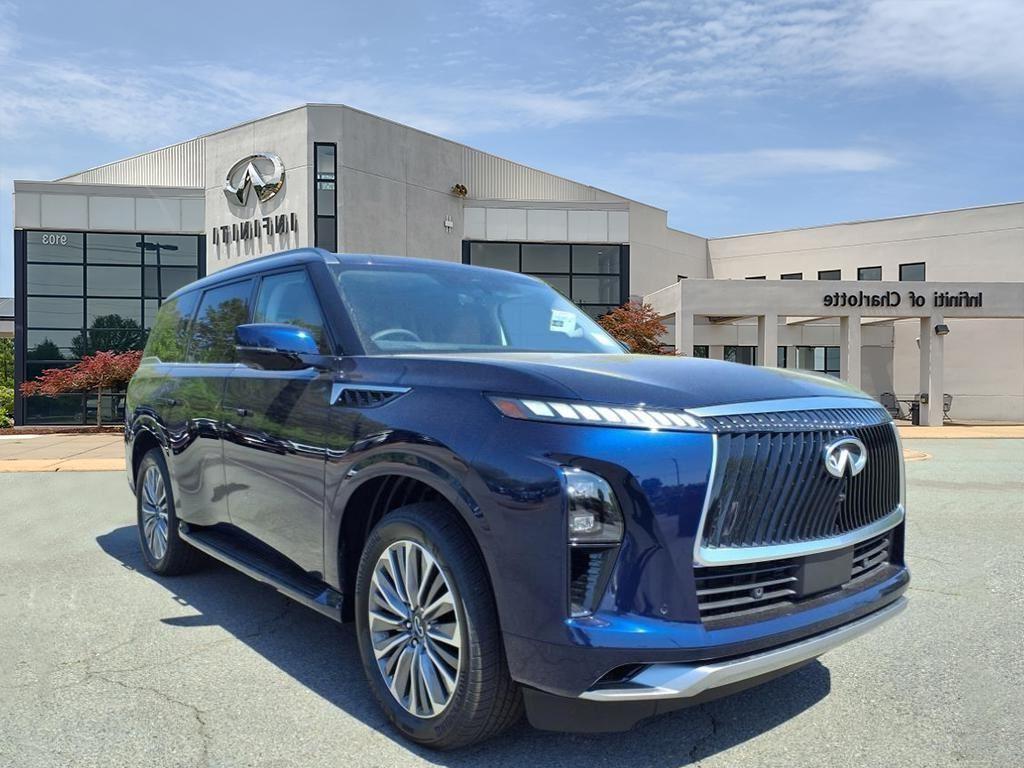2025 INFINITI QX80 Luxe 4WD's photo
