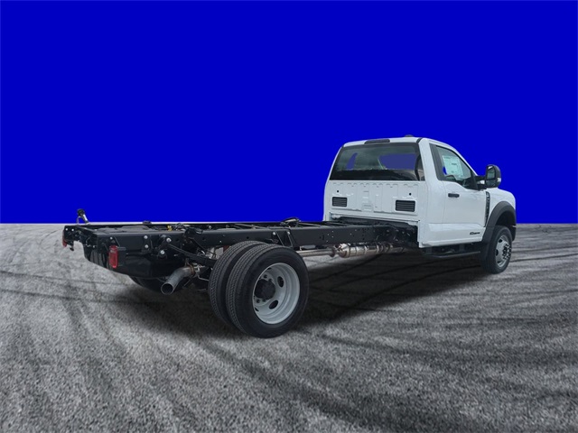 2026 Ford F-550 XL photo 4