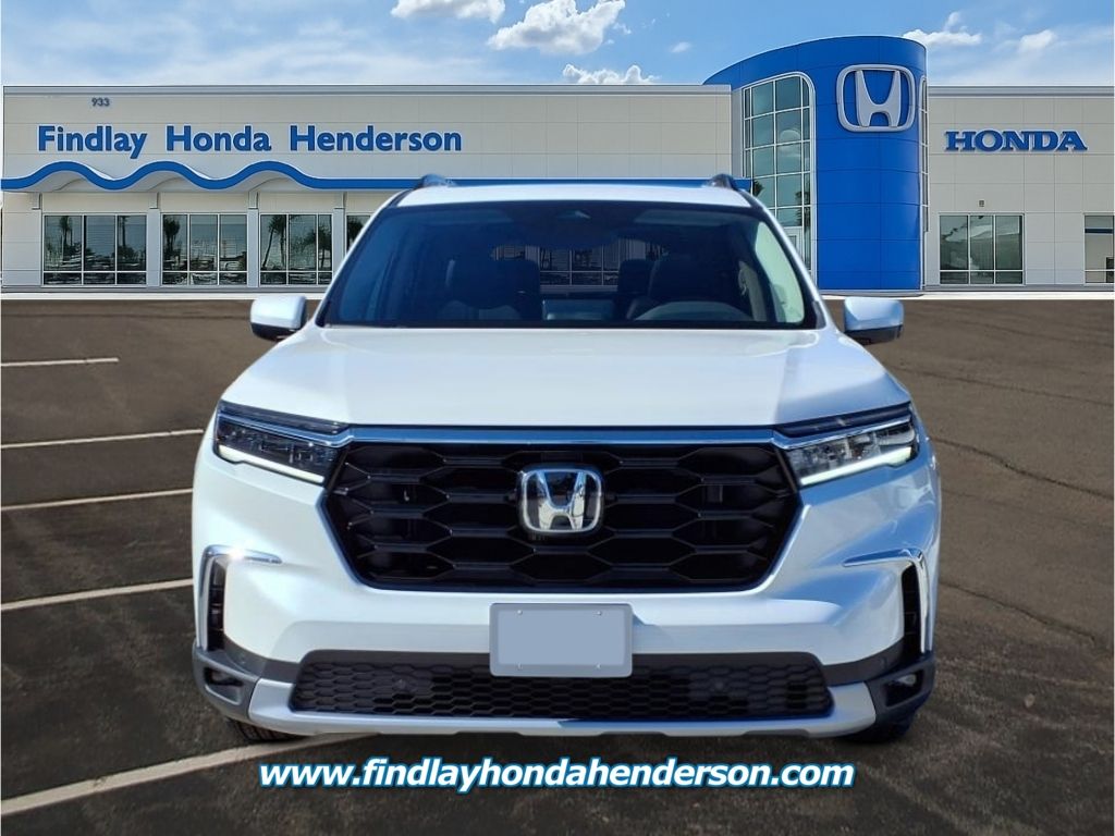2025 Honda Pilot Touring photo 4