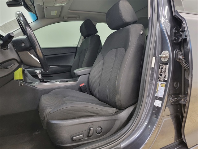2019 Kia Optima LX photo 10