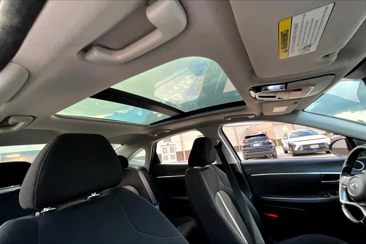 2023 Hyundai Sonata SEL photo 12