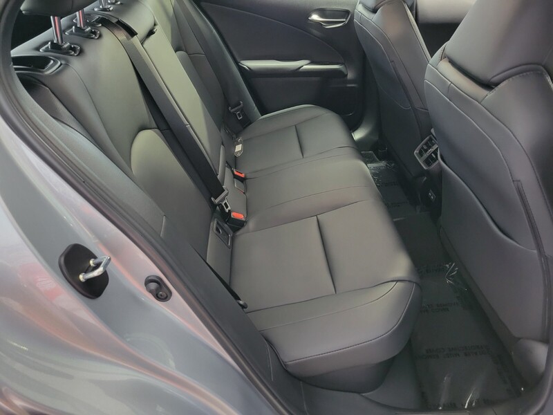 2025 Lexus UX photo 14