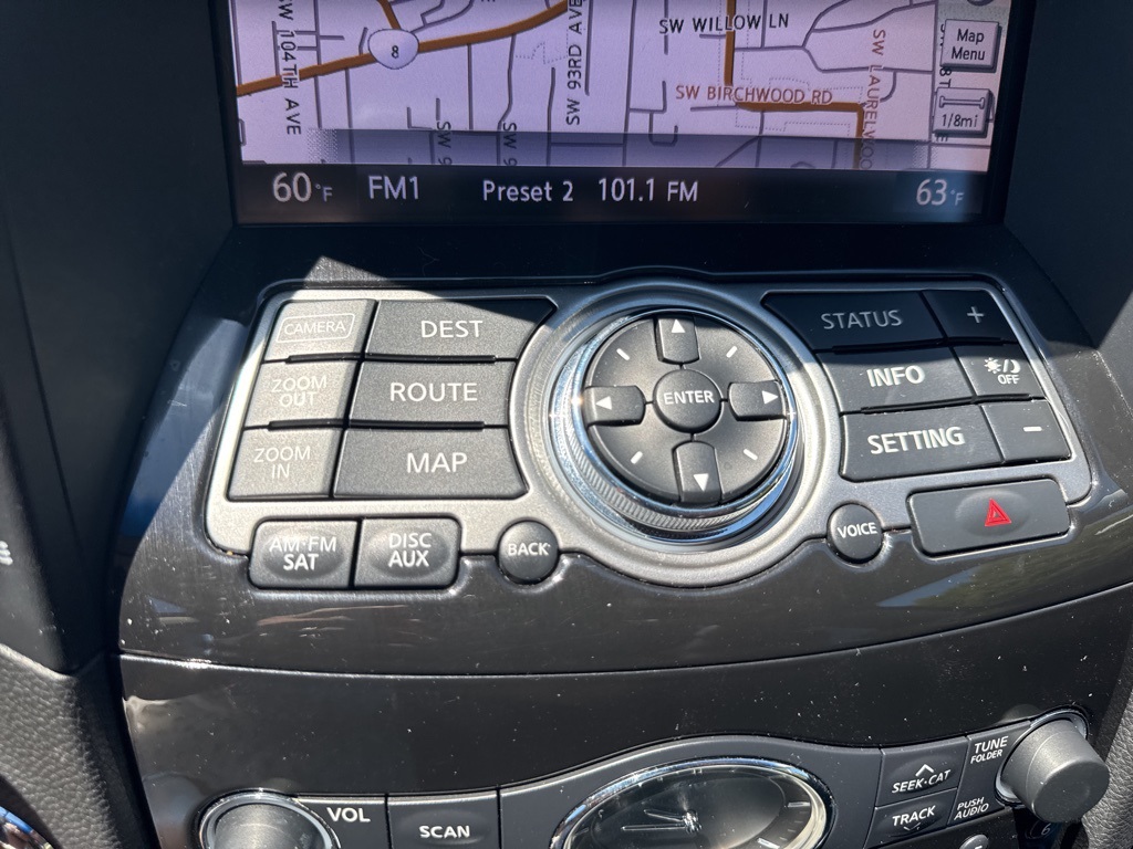 2013 Infiniti FX37 Base photo 22