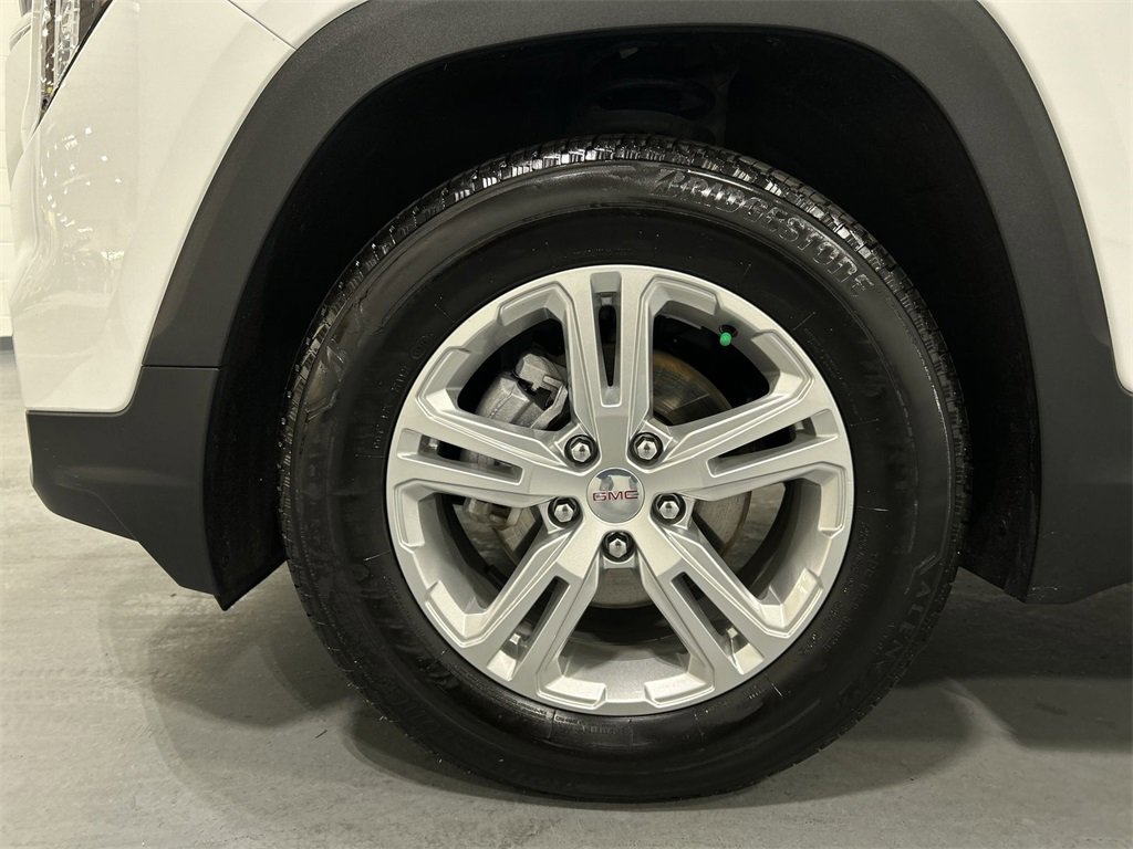 2024 Gmc Terrain SLE photo 18