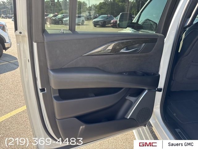 2019 Cadillac Escalade ESV Platinum photo 19