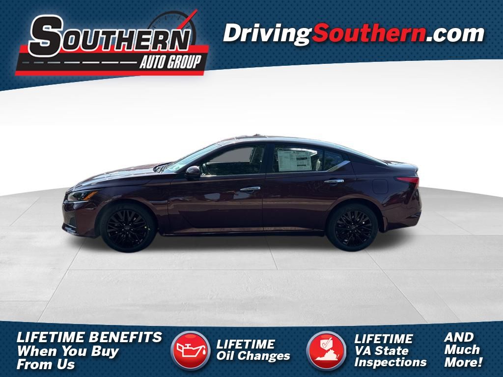 2025 Nissan Altima SV's photo