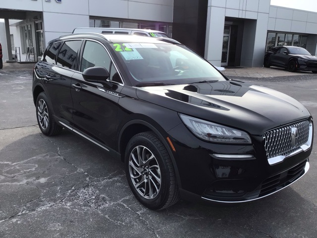 2022 Lincoln Corsair Base