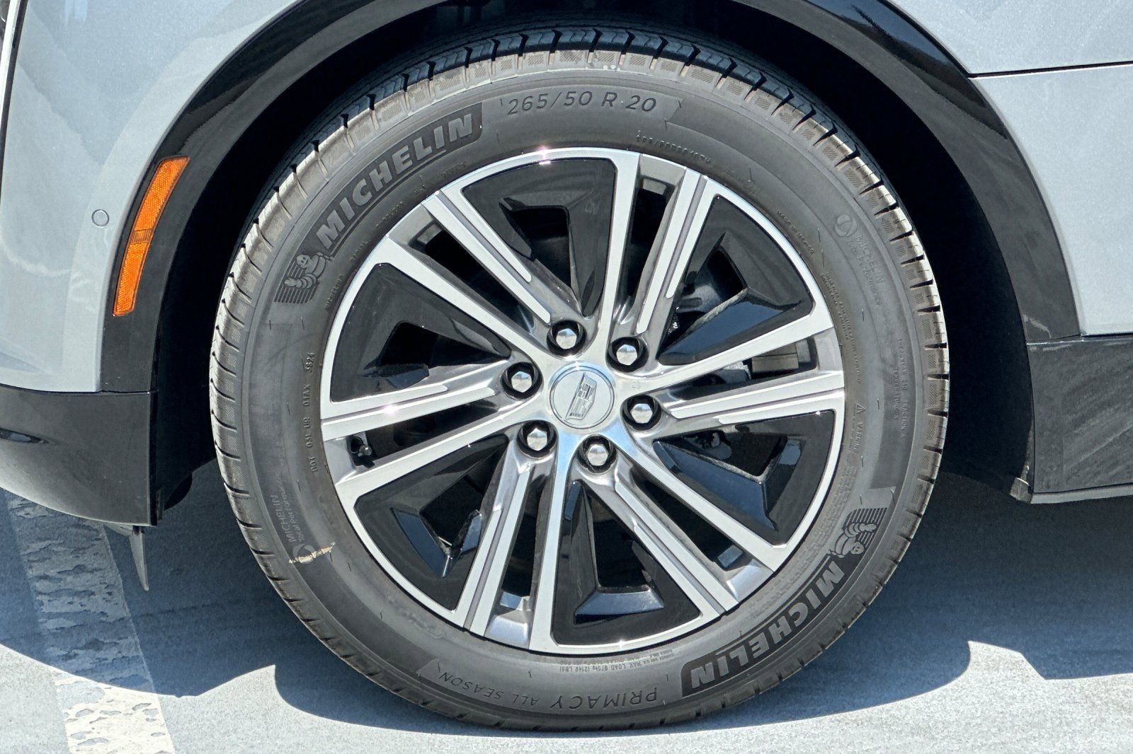 2025 Cadillac Lyriq Luxury photo 20