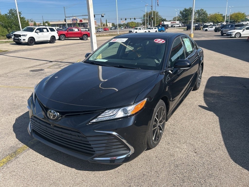 2023 Toyota Camry XLE photo 2