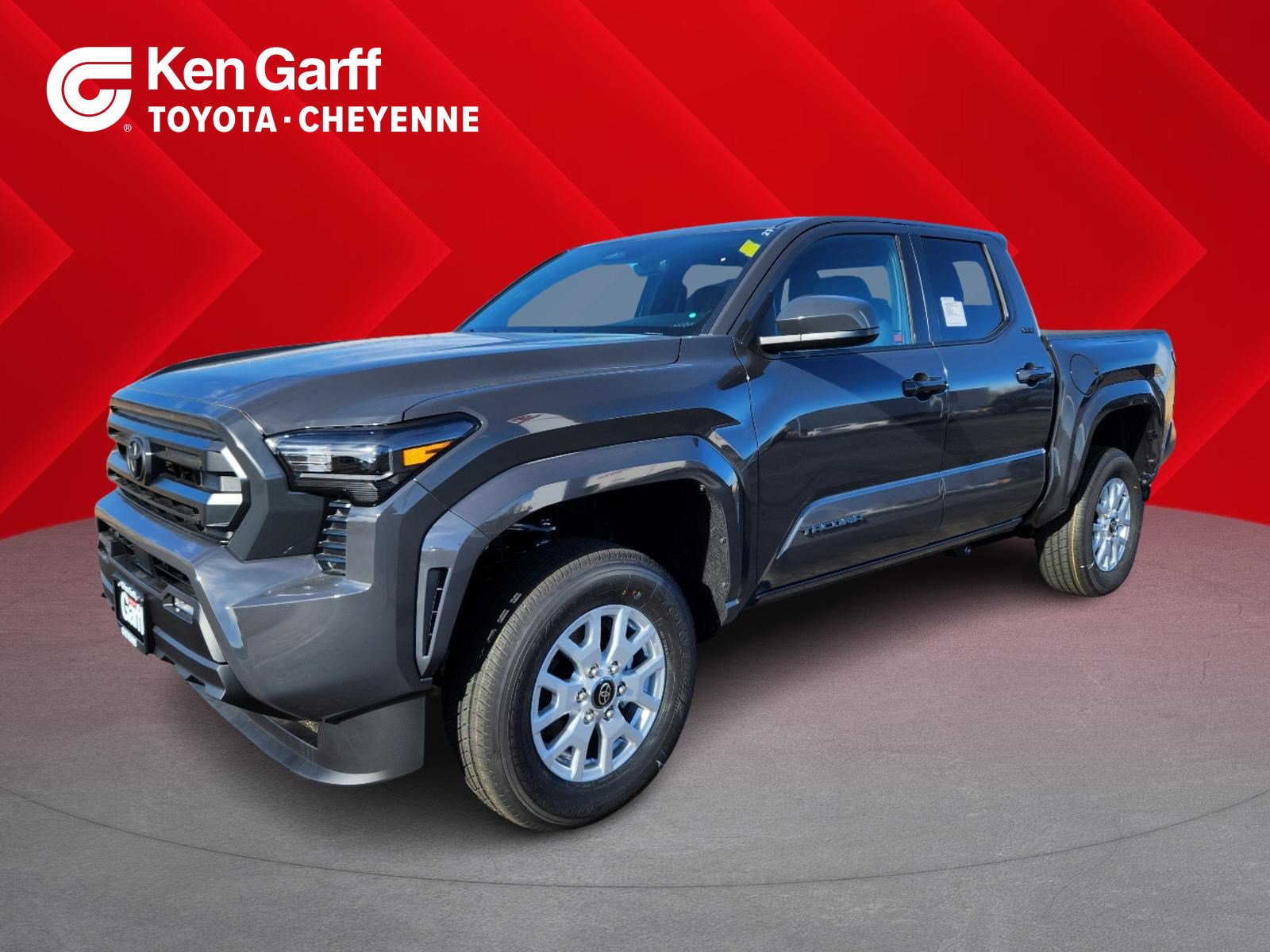 2025 Toyota Tacoma SR5's photo