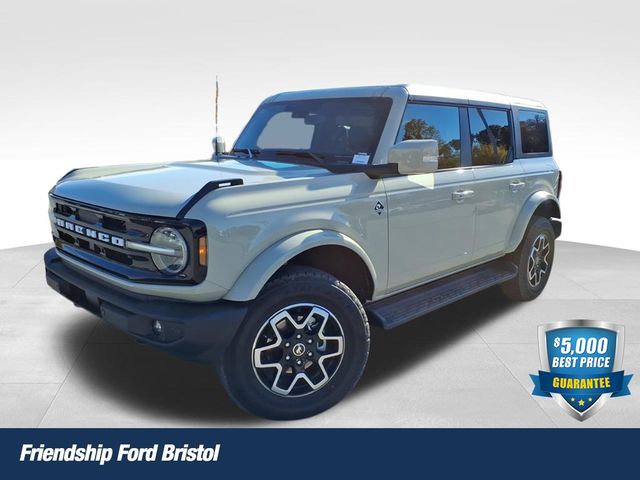 2025 Ford Bronco 4-Door Outer Banks's photo