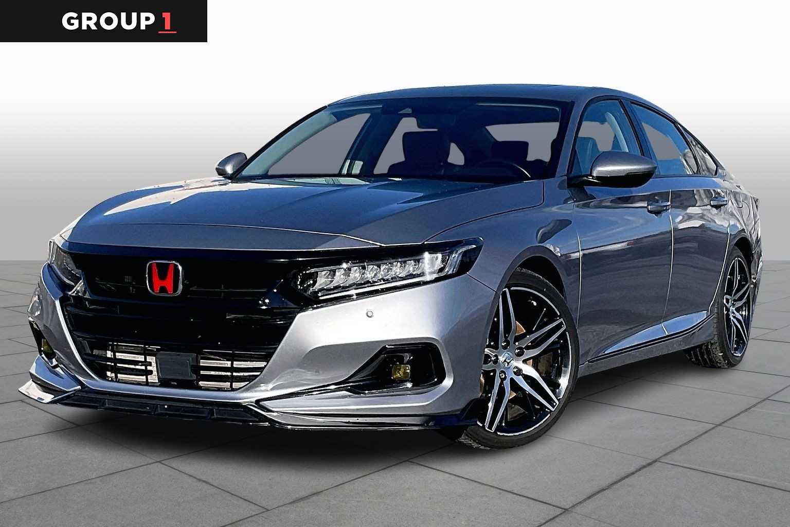 2021 Honda Accord Touring's photo