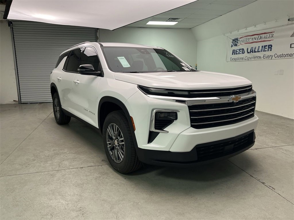 2026 Chevrolet Traverse LT's photo