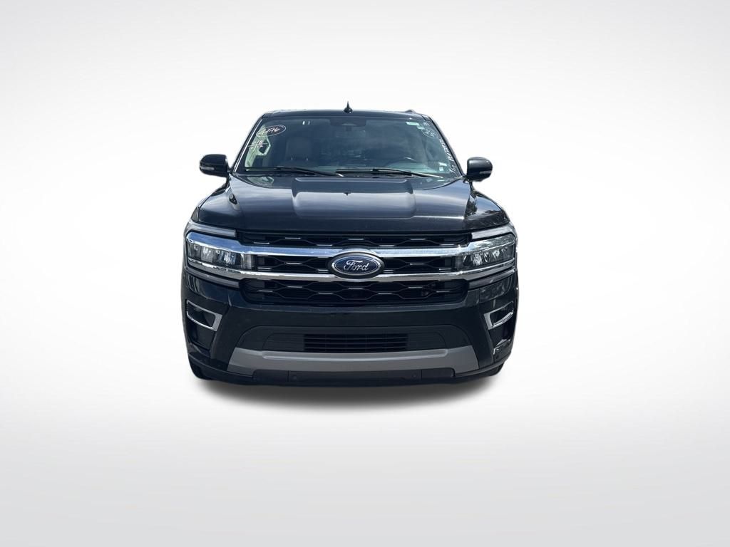 2023 Ford Expedition MAX Limited photo 4
