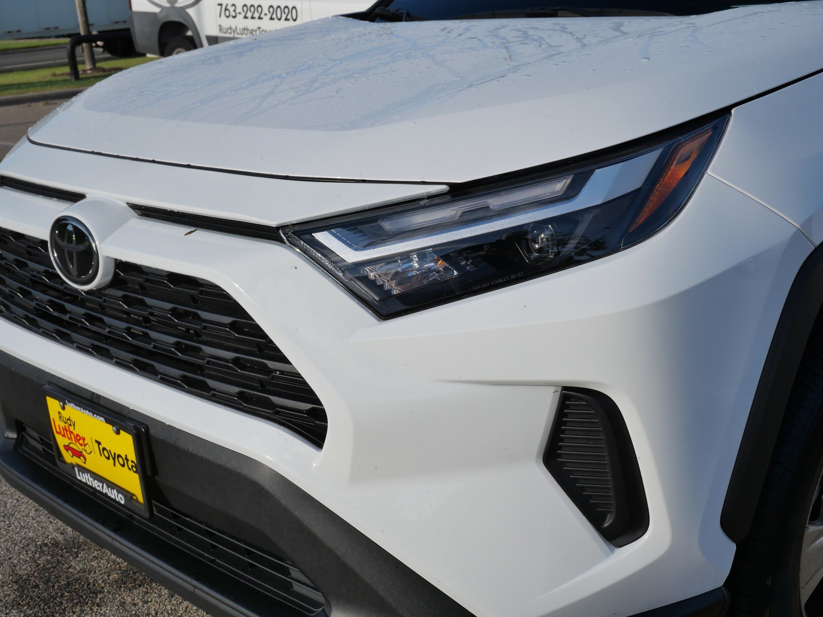2023 Toyota RAV4 XLE photo 15