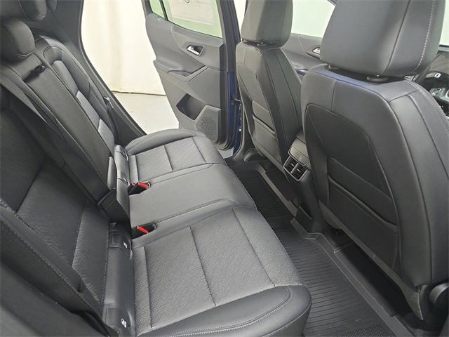 2026 Chevrolet Equinox photo 11