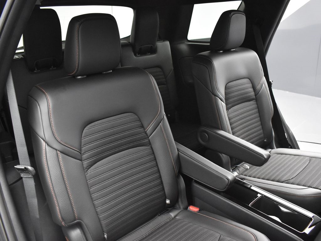 2025 Nissan Pathfinder Rock Creek photo 21